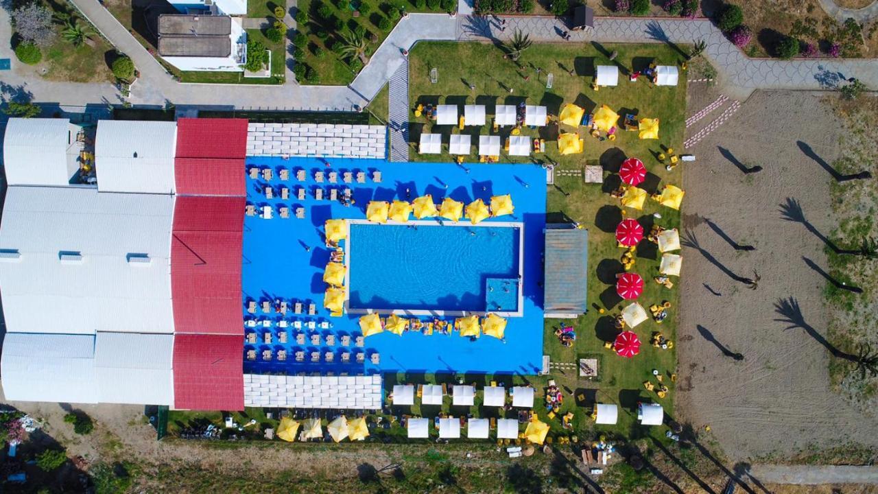 Afytos Akcay Tatil Koyu Hotel Bagian luar foto